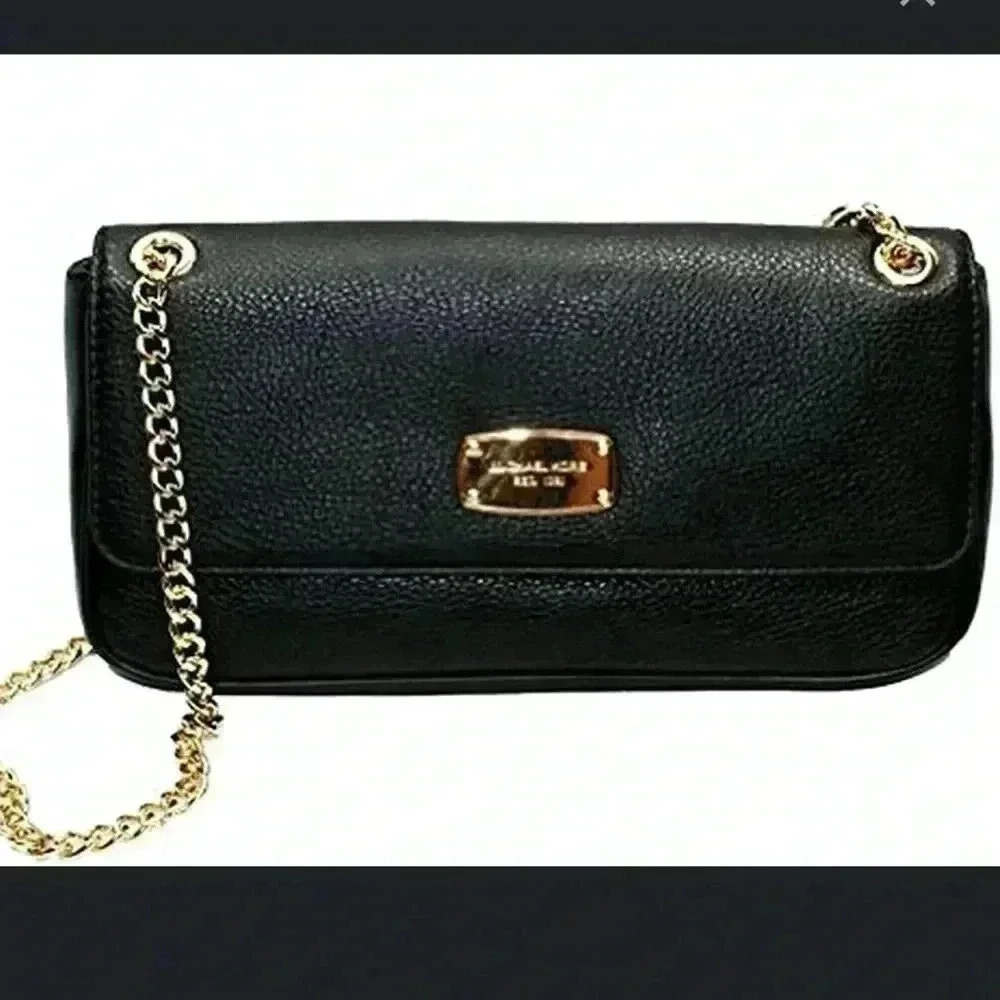 Micheal Kors Black and Gold Purse EUC